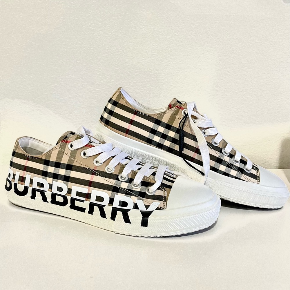 Burberry men shoe